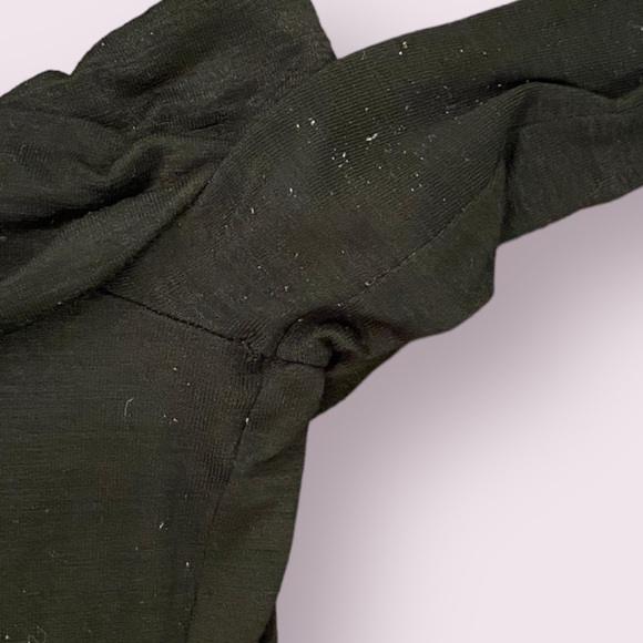 Aritzia | Women’s | Wilfred Free Black Off The Shoulder Dress | Size: M - Picture 8 of 8